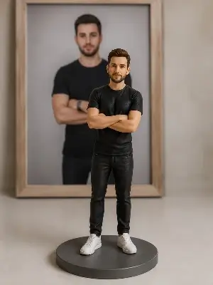 3D-фігурка одного персонажа по фото на замовлення